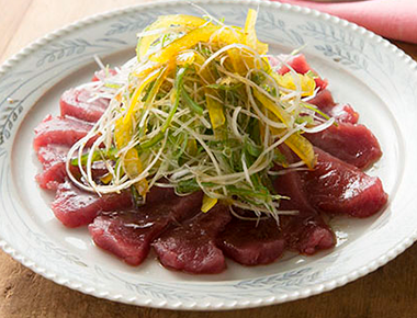 まぐろの薬味のせ　麺つゆダレ